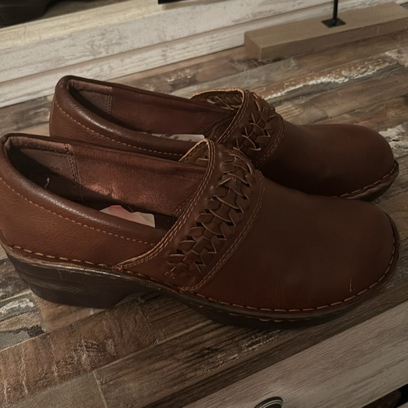 Boc Clogs - Picture 2 of 8